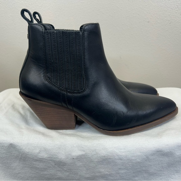 Patina Shoes - Patina black leather Chelsea boots womens size 7 Elegant Black Ankle Booties
